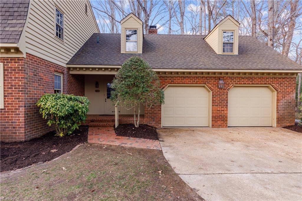 116 Crittenden LN
