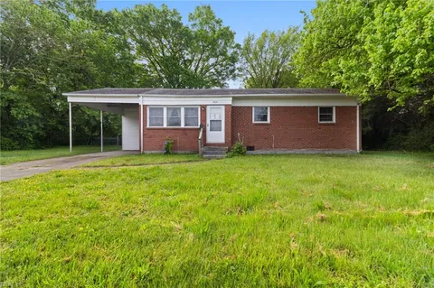 4929 Haygood Road, Virginia Beach, VA 23455 - #: 10580010