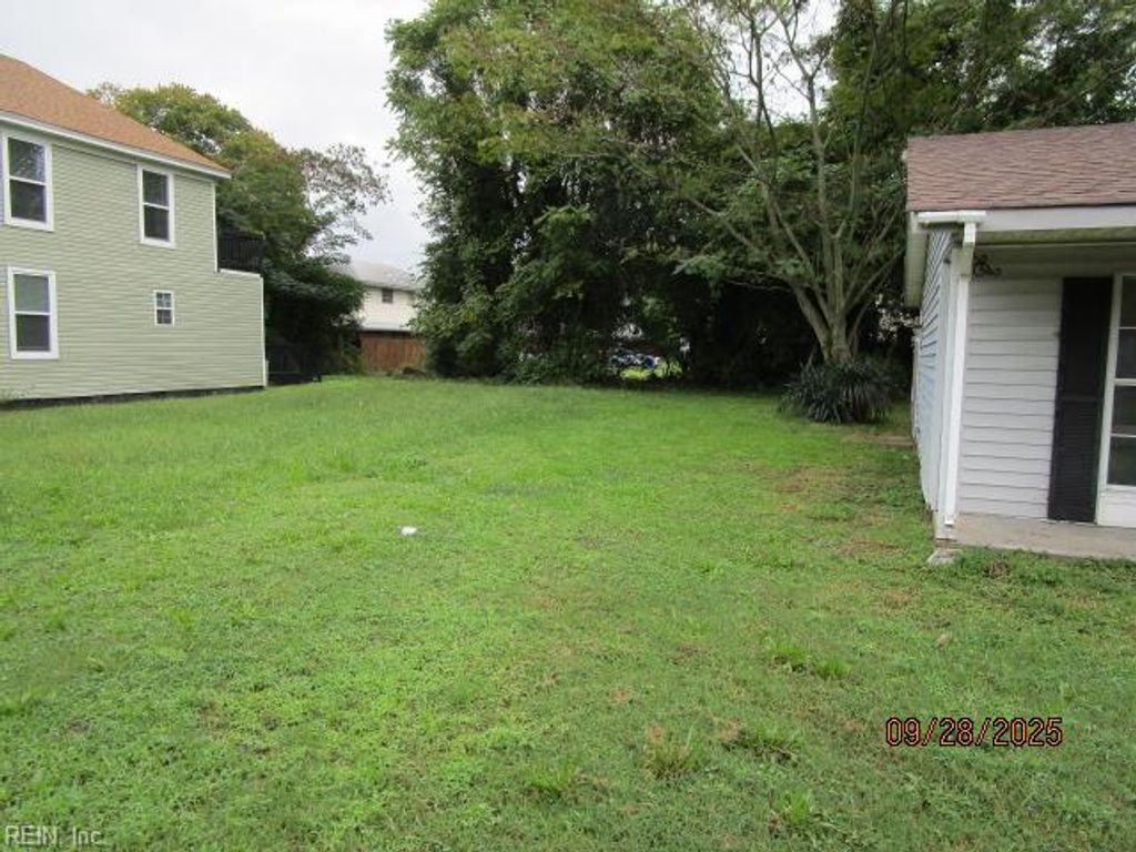 Photo of 1128 29th Street, Newport News, VA 23607 (MLS # 10605051)