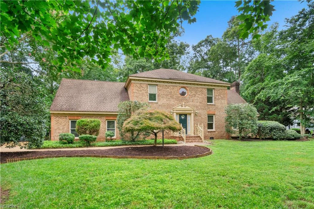 3005 Heritage Landing Road