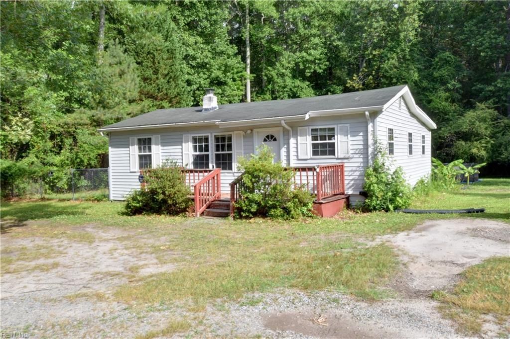 Photo of 4152 Pughsville Road, Suffolk, VA 23435 (MLS # 10640799)