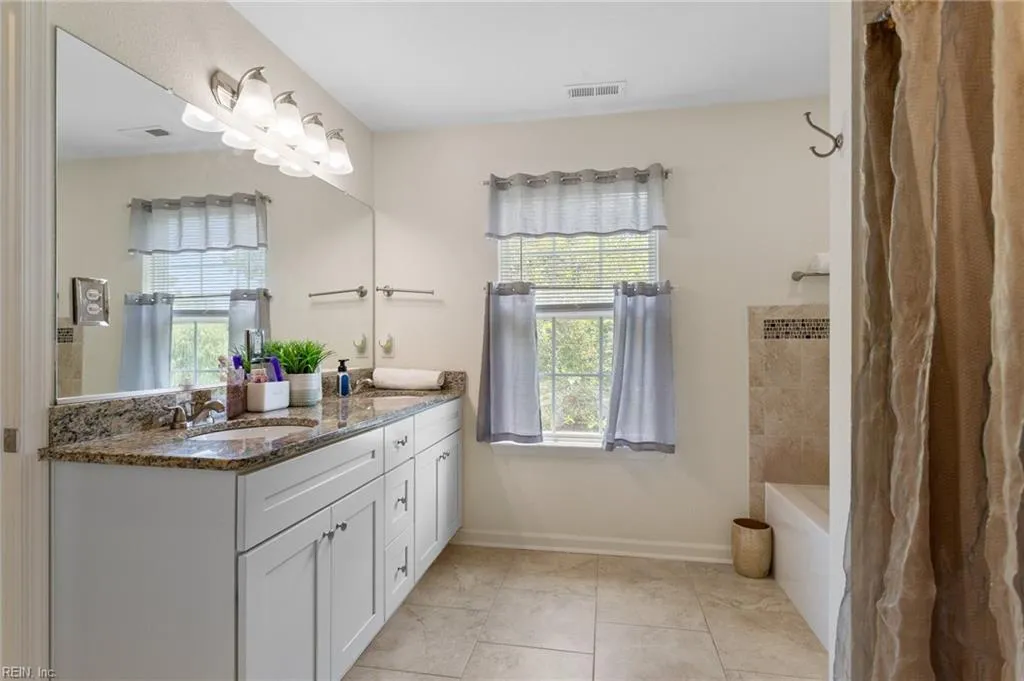 Norfolk, Virginia 23513, United States, 4 Bedrooms Bedrooms, ,3 BathroomsBathrooms,Residential,Active,162770