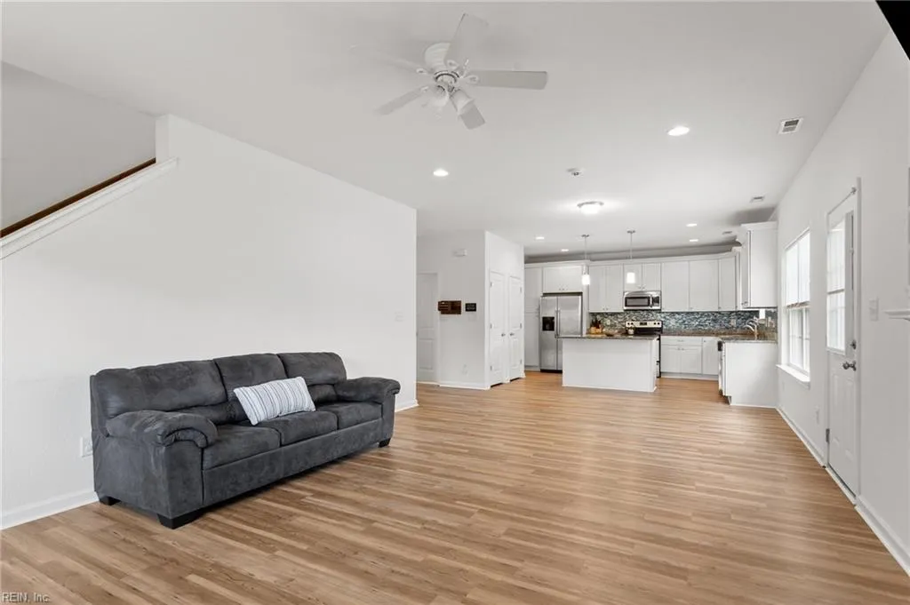 Norfolk, Virginia 23513, United States, 4 Bedrooms Bedrooms, ,3 BathroomsBathrooms,Residential,Active,162770