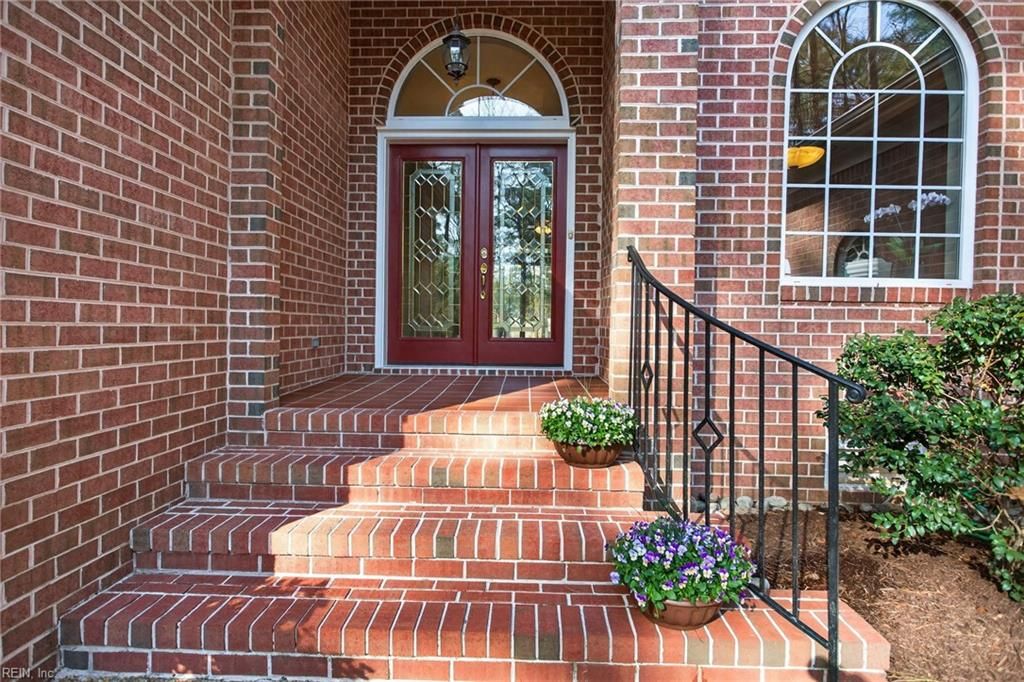 Photo of 529 Piney Point Road, Yorktown, VA 23692 (MLS # 10625553)