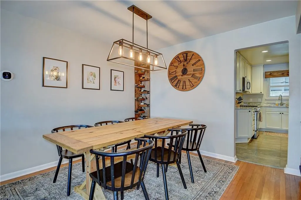 Virginia Beach, Virginia 23452, United States, 3 Bedrooms Bedrooms, ,2 BathroomsBathrooms,Residential,Pending,204066