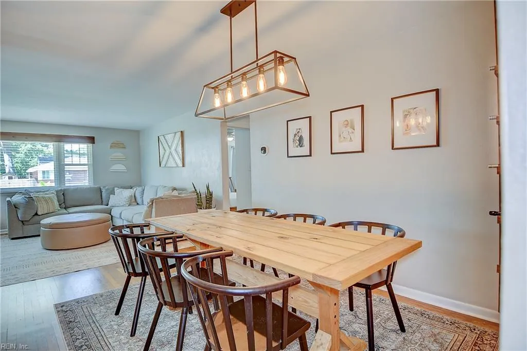 Virginia Beach, Virginia 23452, United States, 3 Bedrooms Bedrooms, ,2 BathroomsBathrooms,Residential,Pending,204066