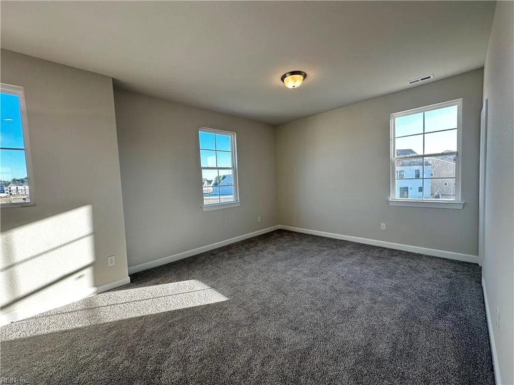 Suffolk, Virginia 23434, United States, 4 Bedrooms Bedrooms, ,3 BathroomsBathrooms,Residential,Active,90107