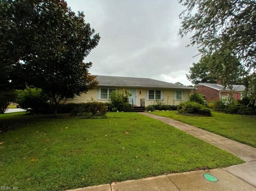 Photo of 201 Hankins Drive, Hampton, VA 23669 (MLS # 10604859)