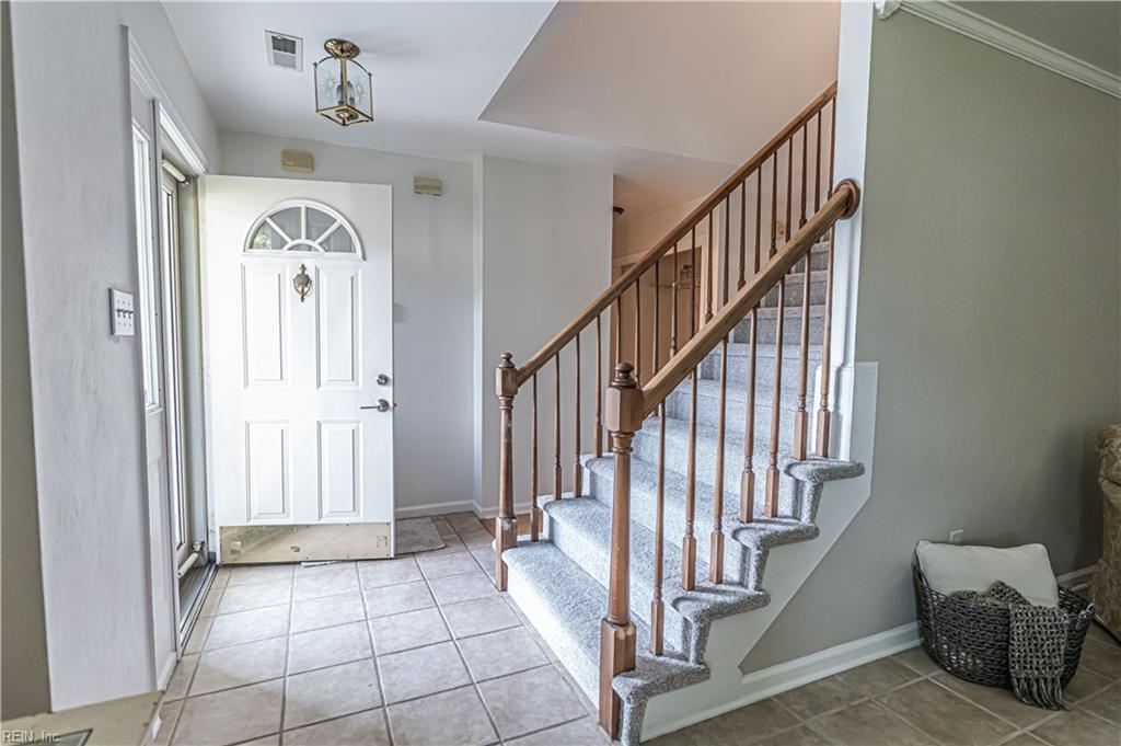 108 Golden Maple DR