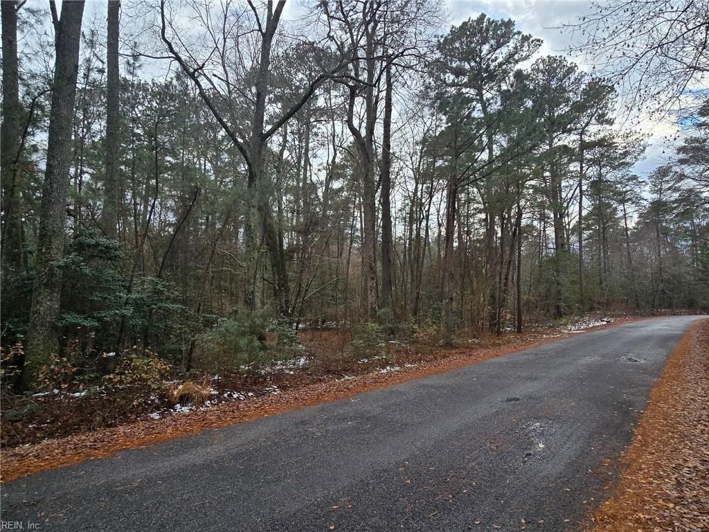 Photo of 0 Fox Mill Court, Gloucester, VA 23061 (MLS # 10613267)