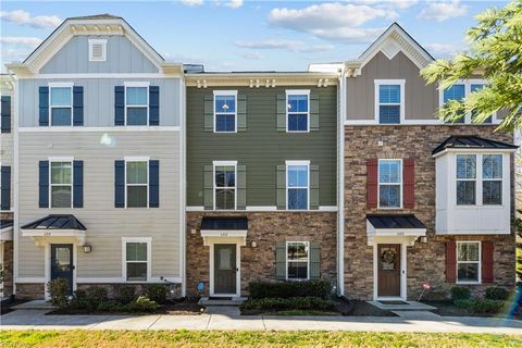 602 Muddy Creek RD Chesapeake VA 23324