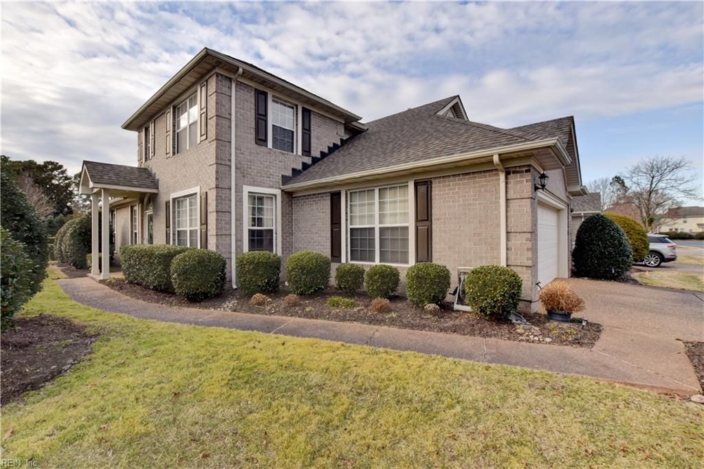 Photo of 3012 Estates Lane, Portsmouth, VA 23703 (MLS # 10619832)