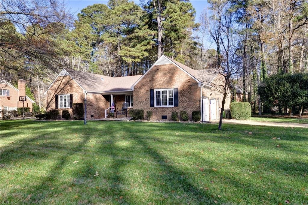 Photo of 1014 Marlbank Drive, Yorktown, VA 23692 (MLS # 10613189)