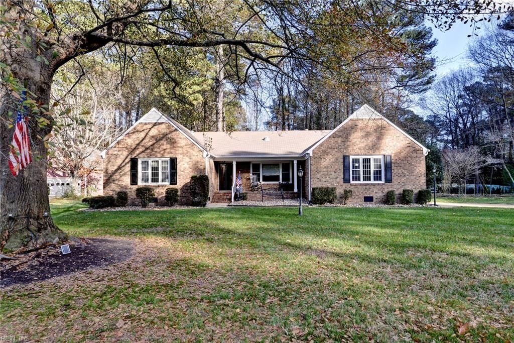 Photo of 1014 Marlbank Drive, Yorktown, VA 23692 (MLS # 10613189)