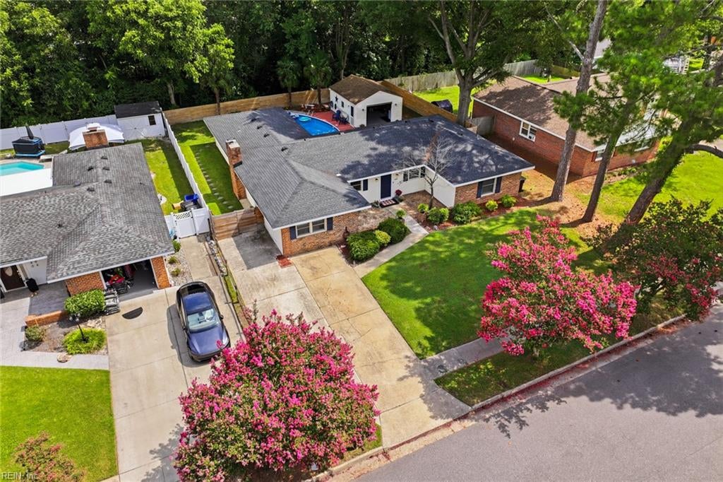 Photo of 4900 Brandywine Drive, Virginia Beach, VA 23464 (MLS # 10648379)