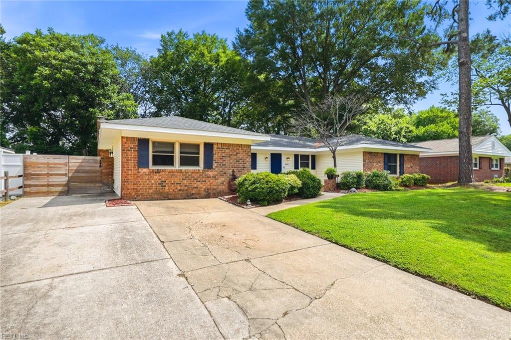 Photo of 4900 Brandywine Drive, Virginia Beach, VA 23464 (MLS # 10648379)
