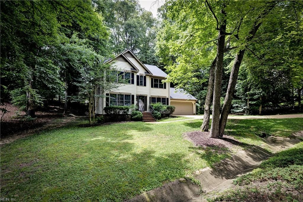 Photo of 4829 Bristol Circle, Williamsburg, VA 23185 (MLS # 10642696)