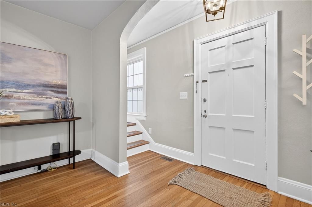 Photo of 6153 Rolfe Avenue, Norfolk, VA 23508 (MLS # 10612439)