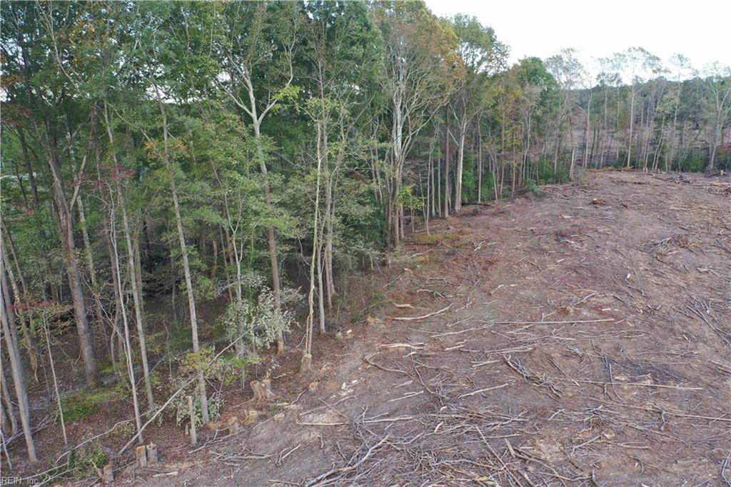 22056 Brewers Neck BLVD