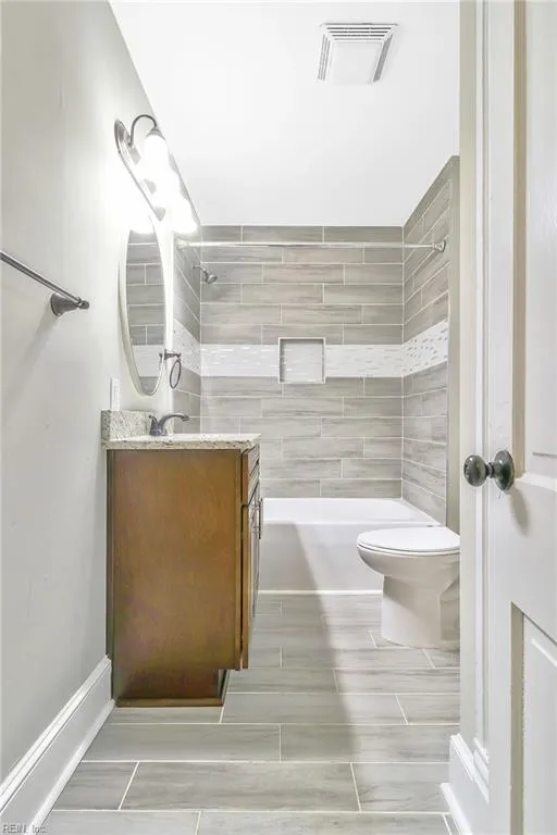 Portsmouth, Virginia 23707, United States, 4 Bedrooms Bedrooms, ,2 BathroomsBathrooms,Residential,Active,21356