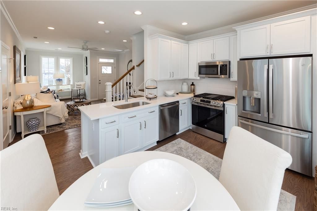 Photo of 322 25th 1/2 Street, Virginia Beach, VA 23451 (MLS # 10613306)