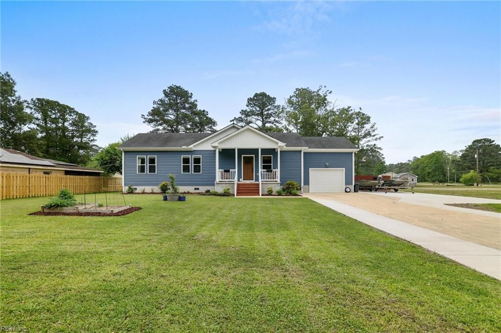 Photo of 119 vincent Drive, Moyock, NC 27958 (MLS # 10636761)