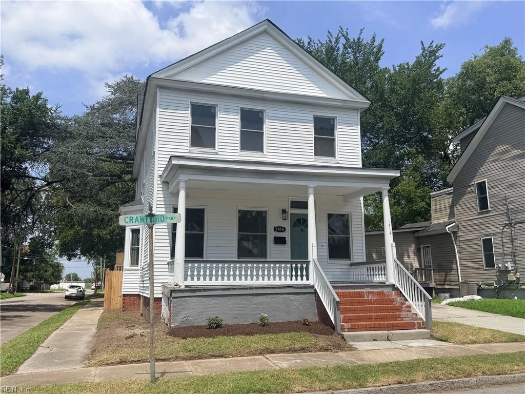 Photo of 1414 Crawford Parkway, Portsmouth, VA 23704 (MLS # 10648972)