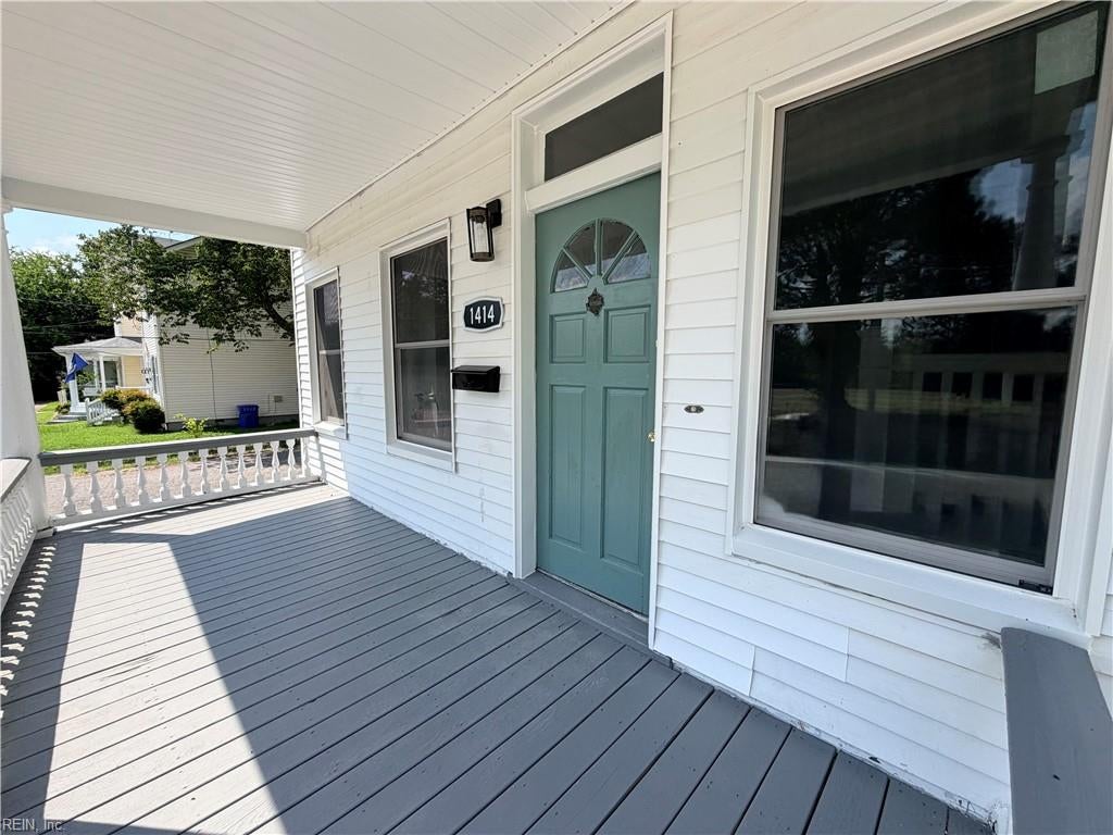 Photo of 1414 Crawford Parkway, Portsmouth, VA 23704 (MLS # 10648972)