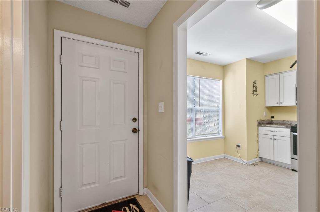 Photo of 6 Chinaberry Place, Hampton, VA 23666 (MLS # 10650731)