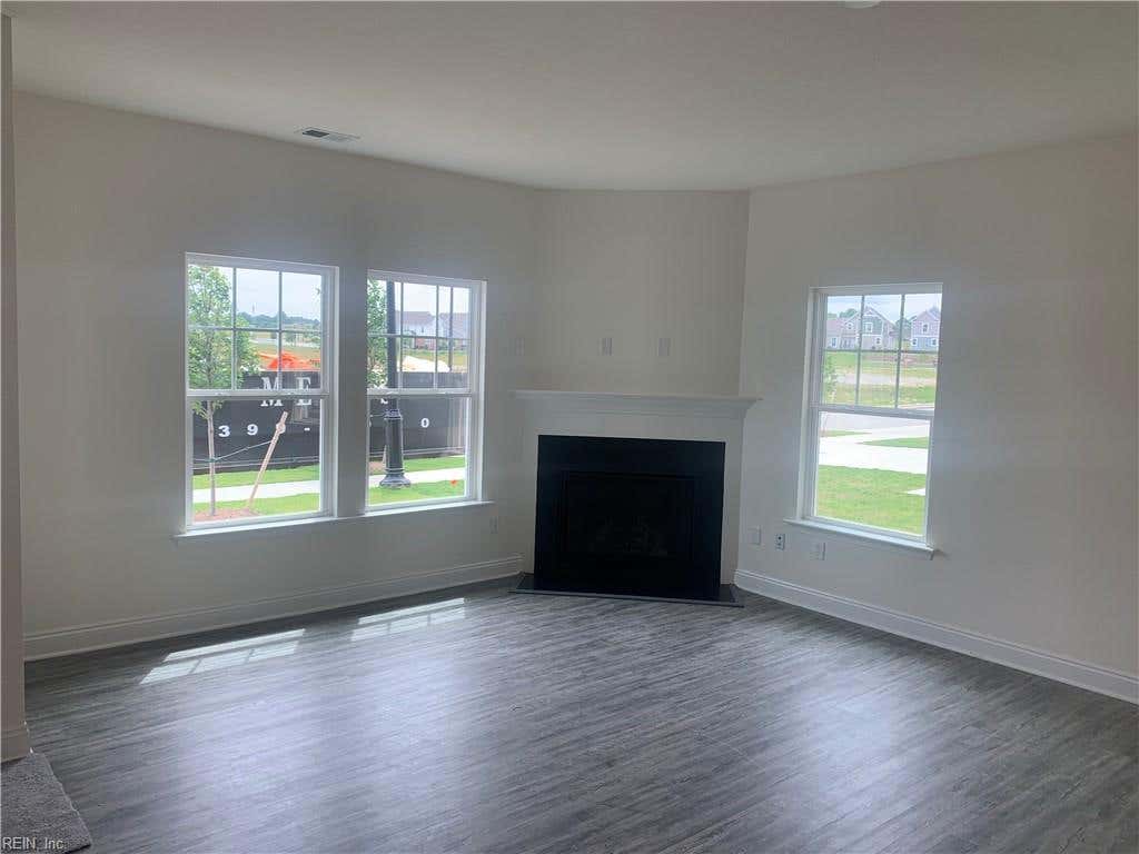 Photo of 2015 Carroll Brinkley Way, Suffolk, VA 23434 (MLS # 10648432)