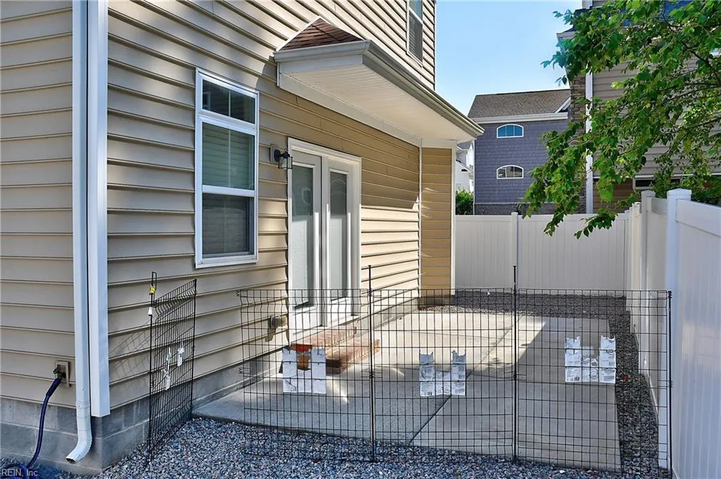 Virginia Beach, Virginia 23462, United States, 4 Bedrooms Bedrooms, ,4 BathroomsBathrooms,Residential,Active,178856