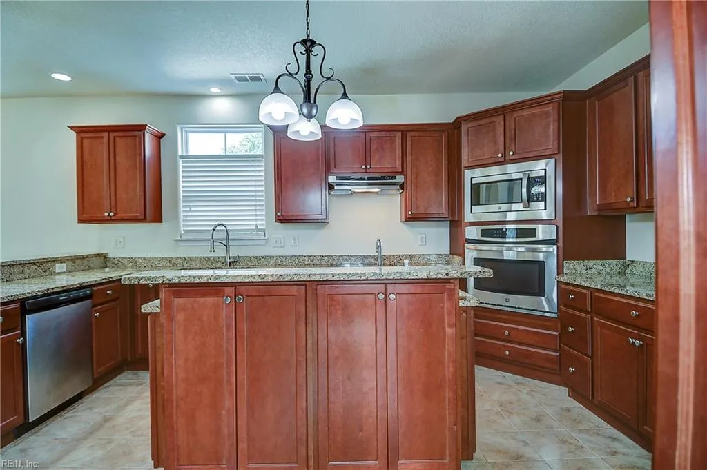 Virginia Beach, Virginia 23462, United States, 4 Bedrooms Bedrooms, ,4 BathroomsBathrooms,Residential,Active,178856