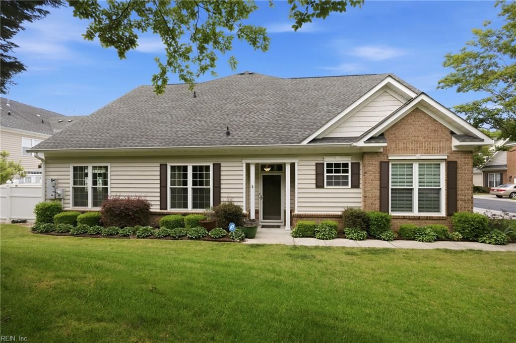 Photo of 409 Fieldstone Glen Way Way, Virginia Beach, VA 23454 (MLS # 10635335)