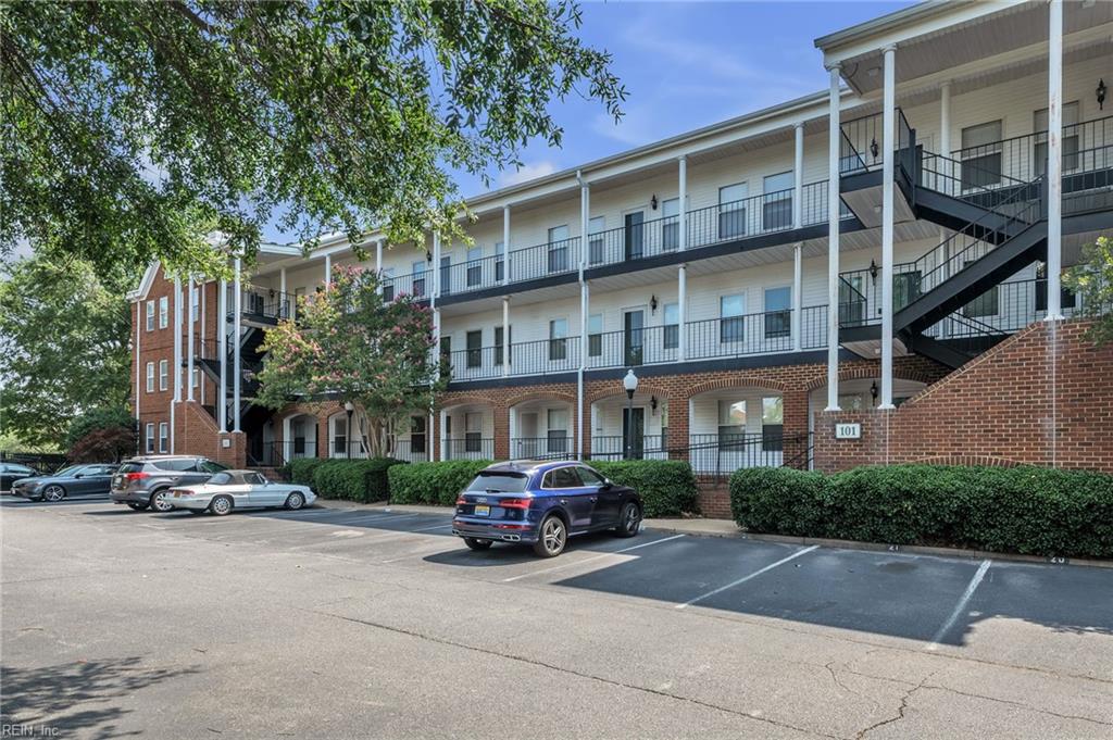 Photo of 101 Westover Avenue #103, Norfolk, VA 23507 (MLS # 10642800)