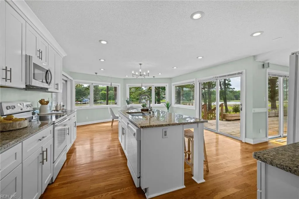 Virginia Beach, Virginia 23454, United States, 3 Bedrooms Bedrooms, ,3 BathroomsBathrooms,Residential,Active,146295