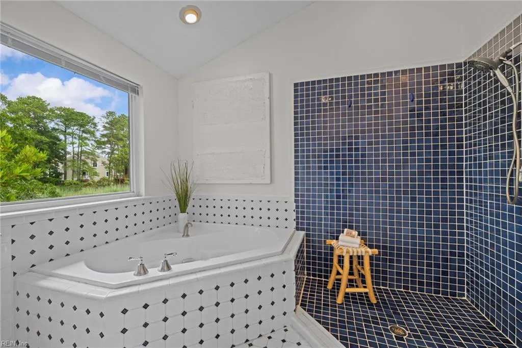 Virginia Beach, Virginia 23454, United States, 3 Bedrooms Bedrooms, ,3 BathroomsBathrooms,Residential,Active,146295