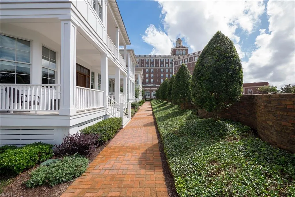 Virginia Beach, Virginia 23451, United States, 3 Bedrooms Bedrooms, ,3 BathroomsBathrooms,Residential,Active,45467