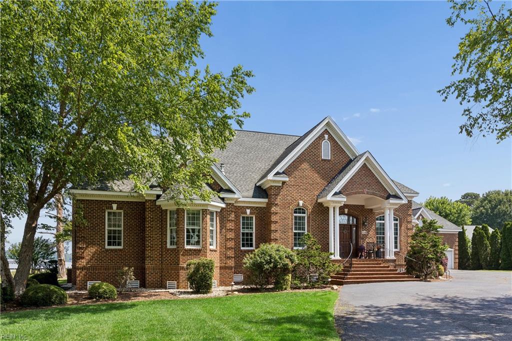 Photo of 220 Olde Pond Lane, Yorktown, VA 23693 (MLS # 10639090)