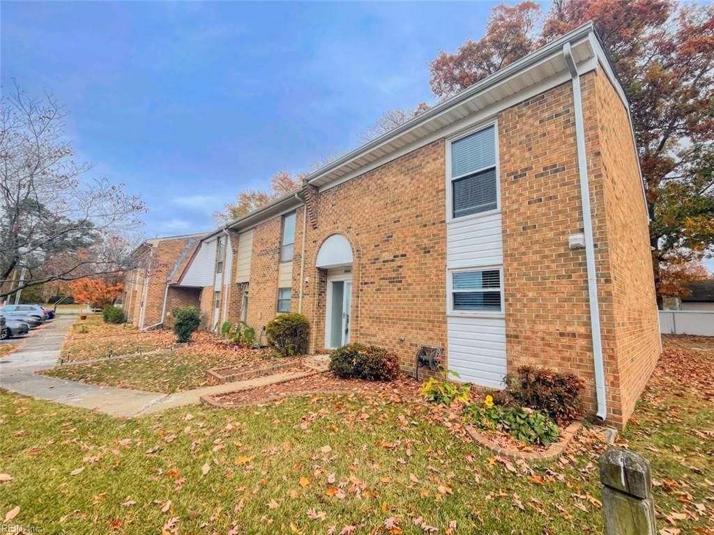 Photo of 5000 Dunderdale Court, Virginia Beach, VA 23462 (MLS # 10615579)