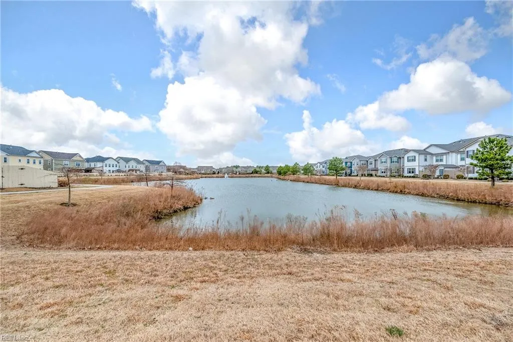 Virginia Beach, Virginia 23456, United States, 4 Bedrooms Bedrooms, ,3 BathroomsBathrooms,Residential,Active,83587