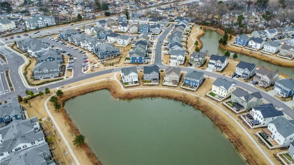 Virginia Beach, Virginia 23456, United States, 4 Bedrooms Bedrooms, ,3 BathroomsBathrooms,Residential,Active,83587