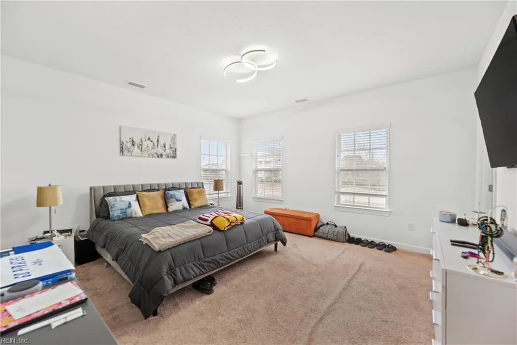 Virginia Beach, Virginia 23456, United States, 4 Bedrooms Bedrooms, ,3 BathroomsBathrooms,Residential,Active,83587