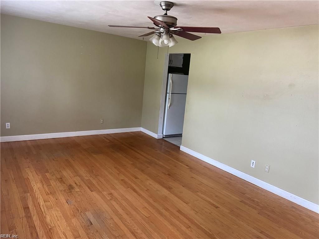 Photo of 2950 N Lynnhaven Road, Virginia Beach, VA 23450 (MLS # 10617784)