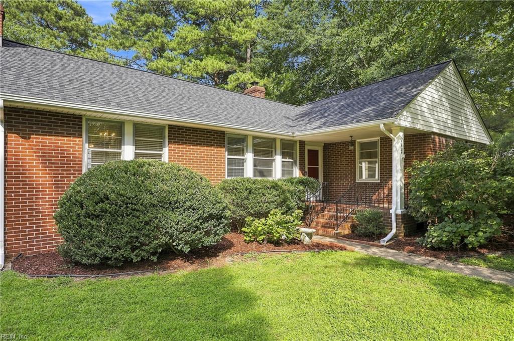 Photo of 4624 Kemp Drive, Portsmouth, VA 23703 (MLS # 10649698)