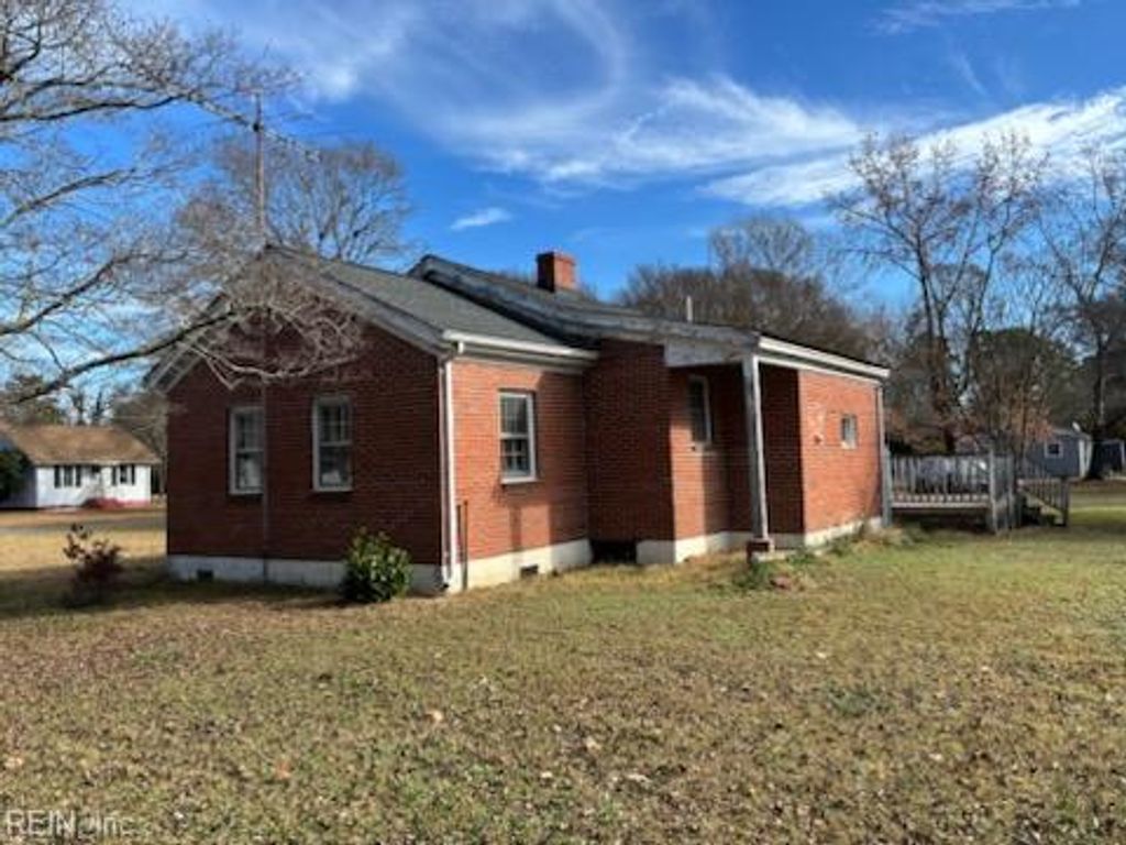 Photo of 6936 Fields Landing Road, Hayes, VA 23072 (MLS # 10612091)