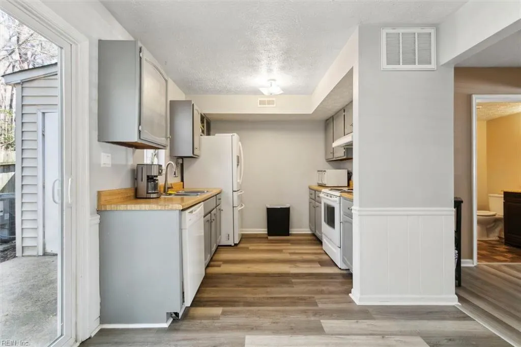 Newport News, Virginia 23602, United States, 3 Bedrooms Bedrooms, ,2 BathroomsBathrooms,Residential,Active,97485