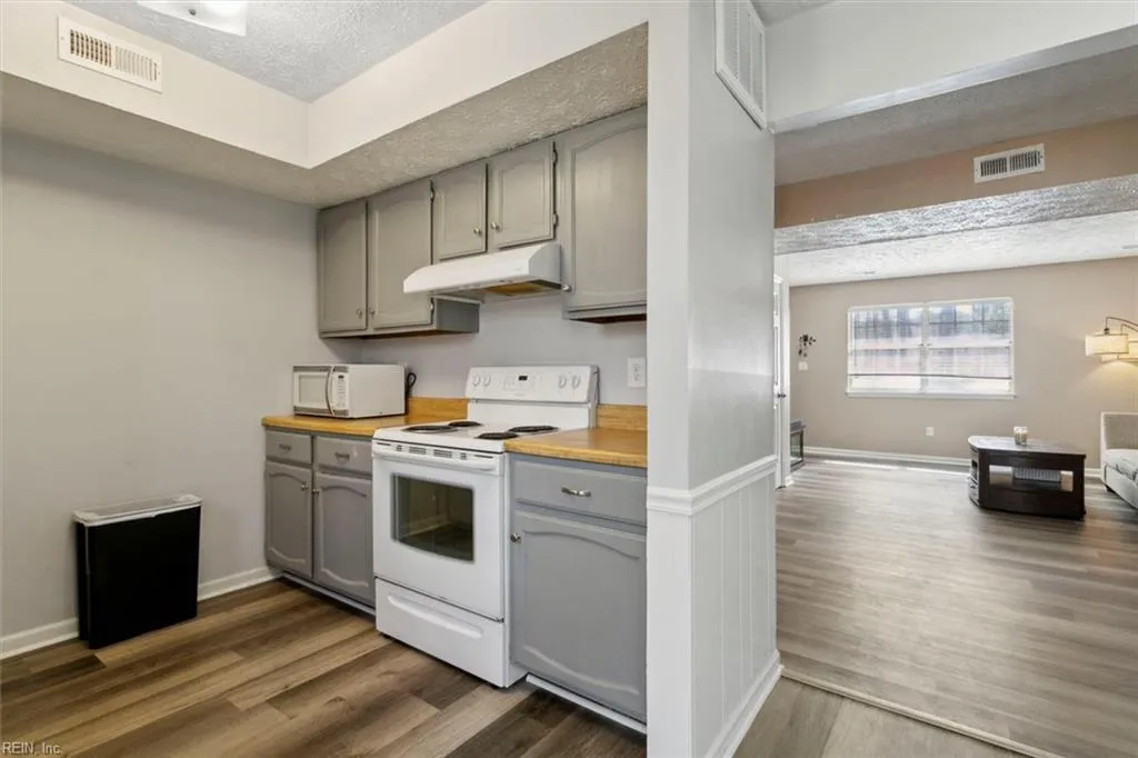 Newport News, Virginia 23602, United States, 3 Bedrooms Bedrooms, ,2 BathroomsBathrooms,Residential,Active,97485