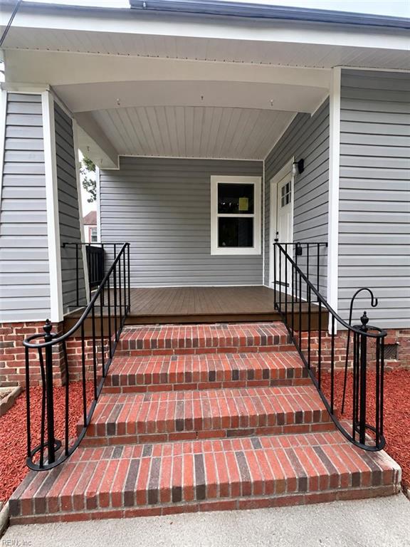 Photo of 1721 Barron Street, Portsmouth, VA 23704 (MLS # 10657340)