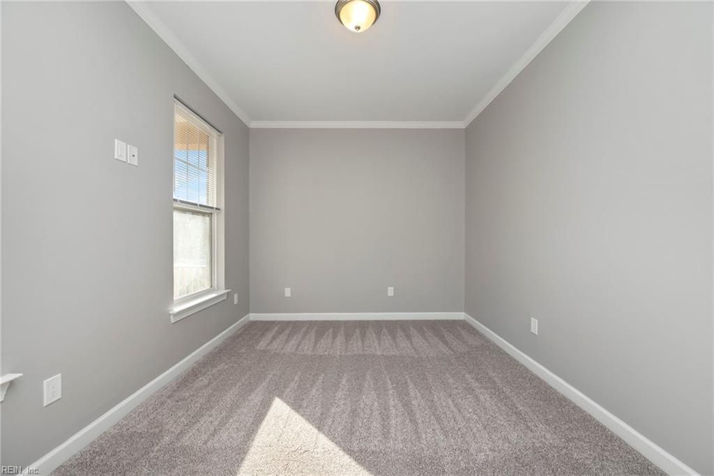 Photo of 748 Washington Avenue, Norfolk, VA 23504 (MLS # 10623793)