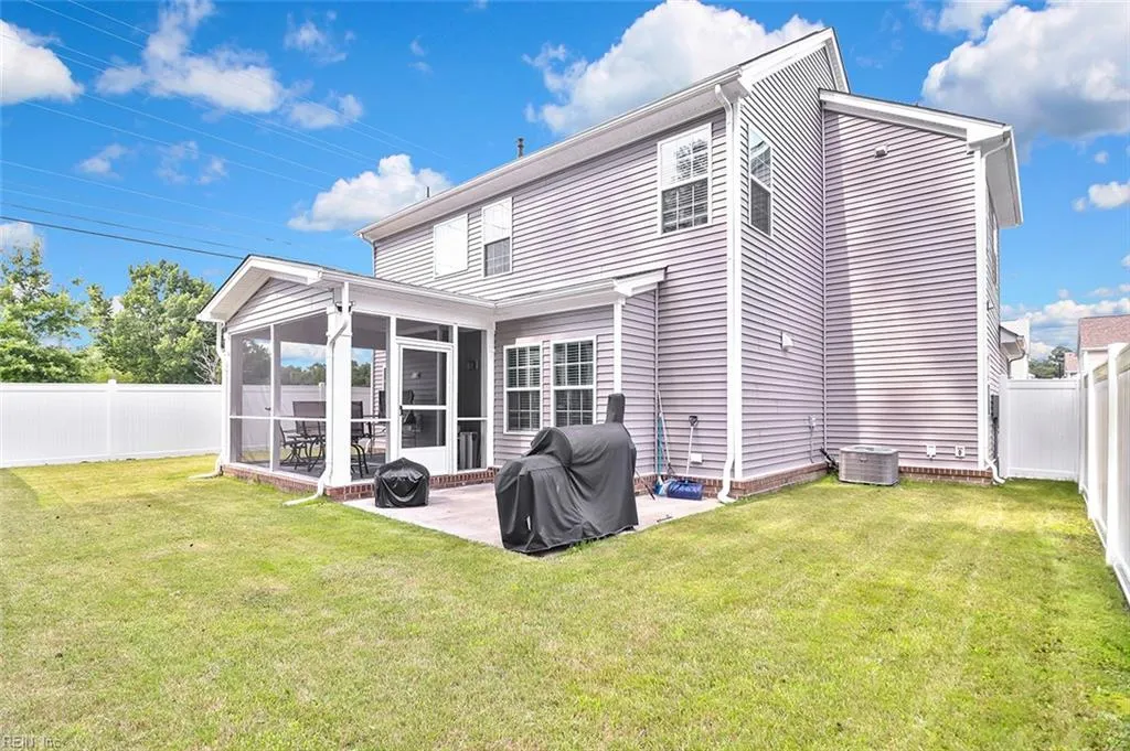 Suffolk, Virginia 23434, United States, 3 Bedrooms Bedrooms, ,3 BathroomsBathrooms,Residential,Active,155802